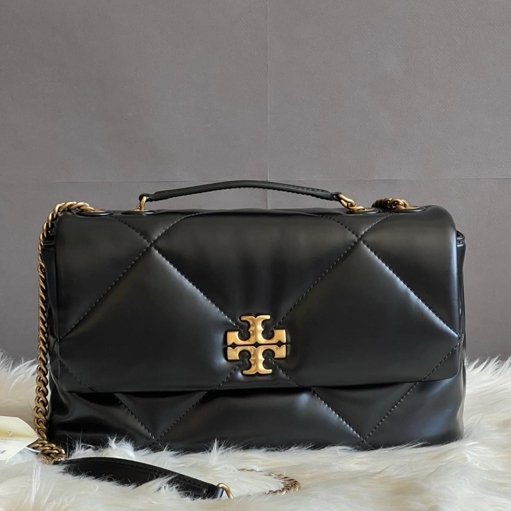 💰SOLD - 154704 - Tory Burch Kira Diamond Quilt Convertible Shoulder Bag - Picture 4 of 15